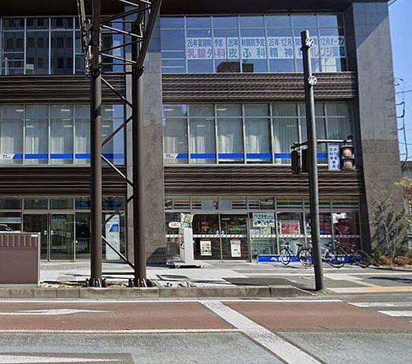 セブンイレブン仙台荒町商店街入口店 徒歩4分。 250m