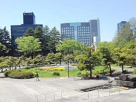 勾当台公園 徒歩6分。 410m
