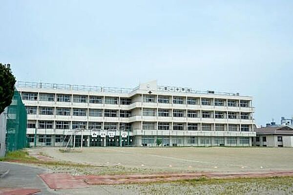 仙台市立第二中学校 徒歩19分。 1510m