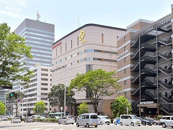仙台三越 徒歩10分。 790m