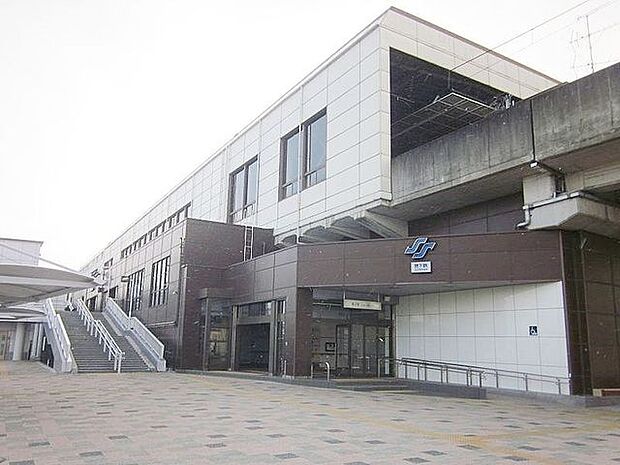 富沢駅(仙台地下鉄 南北線) 徒歩9分。 720m