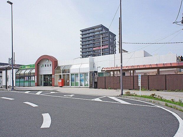 南仙台駅(JR東日本 東北本線) 徒歩11分。 880m