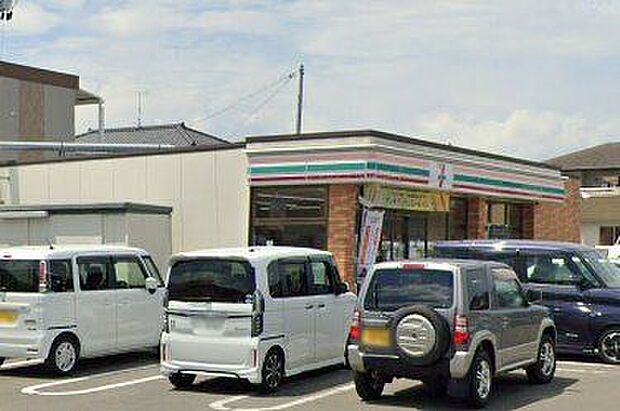 セブンイレブン多賀城新田店 徒歩34分。車8分。 2690m