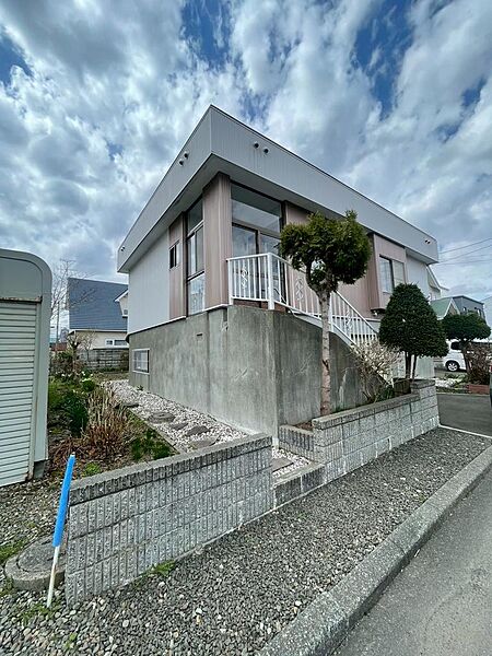 detached 北海道恵庭市恵み野西４丁目
地図を見る