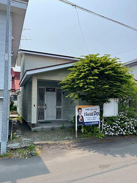 detached 北海道千歳市信濃３丁目14-13
地図を見る
