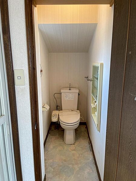 detached 北海道空知郡南幌町緑町６丁目7-12
地図を見る