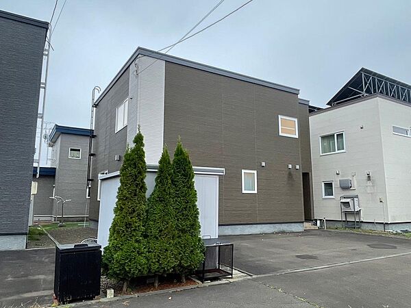 detached 北海道恵庭市黄金南７丁目4-2
地図を見る