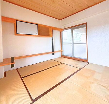 *和室*東側6帖