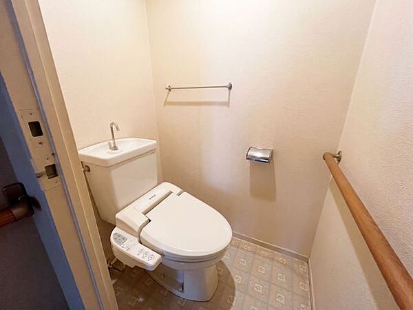トイレを拡大表示