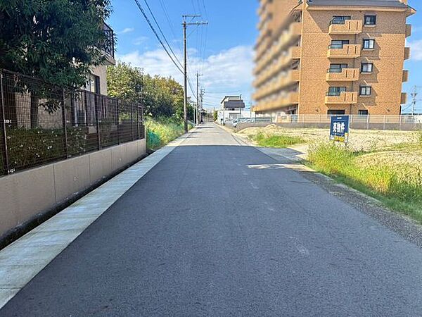 ＊南側前面道路＊