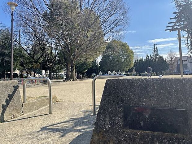 南越谷第三公園 330m