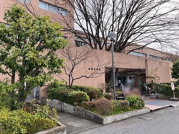南越谷病院 320m