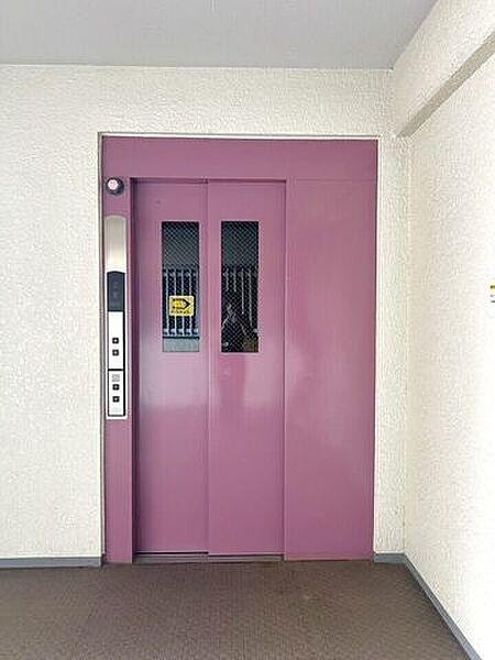 エレベータ