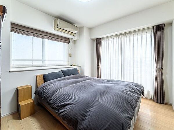 寝室を拡大表示