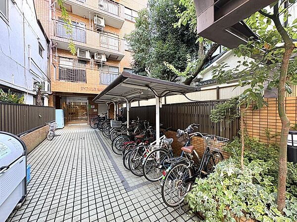 共用部・駐輪場