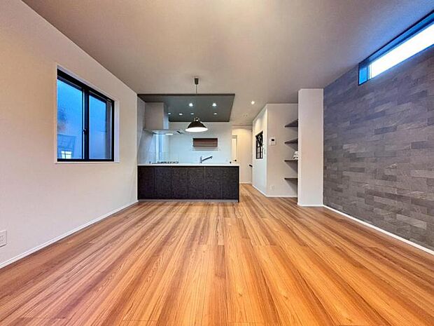 LDK18帖　時代が経っても変わらない居住性の高さと、いつまでも色褪せず住む毎に親しみ深くなるデザイン。