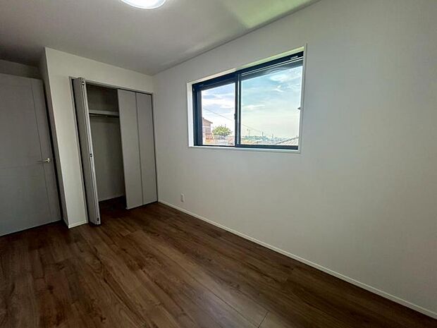 居室には収納スペースが豊富なため、シンプルですっきりとした暮らしが実現できます。（2025.6.28撮影）