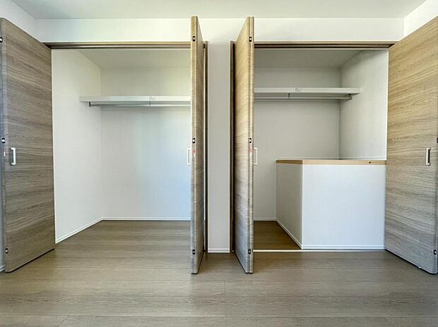クローゼットを有効活用すれば、生活空間をより上質なものにしてくれるでしょう。(2025.11.22撮影)