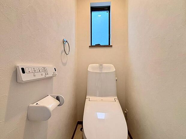 2階にもトイレを設置。朝の身支度をする際の混雑緩和などに有効にお使いいただけます。（2025.7.17撮影）