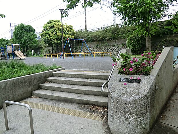 大安寺公園 400m