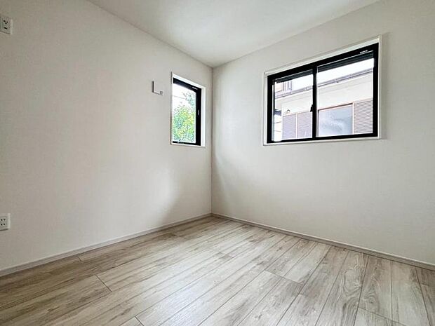 自分だけのプライベート空間。都会の喧騒を忘れてリラックスできる空間になるでしょう。（2025.7.17撮影）