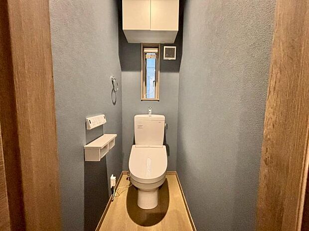 毎日使う場所だからこそ、使い勝手を考慮しました。白を基調に、飽きのこない空間は質感豊かな仕上がりとなっております。