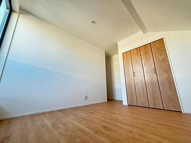 居室には収納スペースが豊富なため、シンプルですっきりとした暮らしが実現できます。