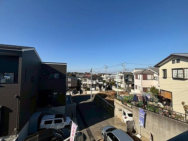 心を落ち着かせ開放してくれる眺望が、今日も家族を包み込みます。(2025.11.30撮影)