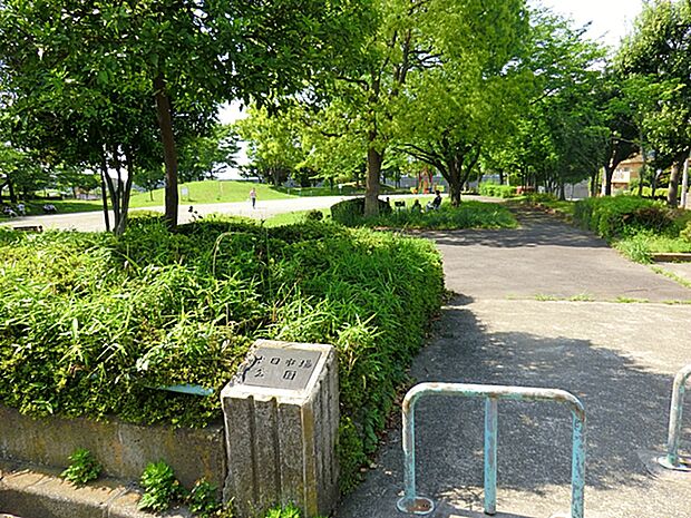 十日市場公園 680m