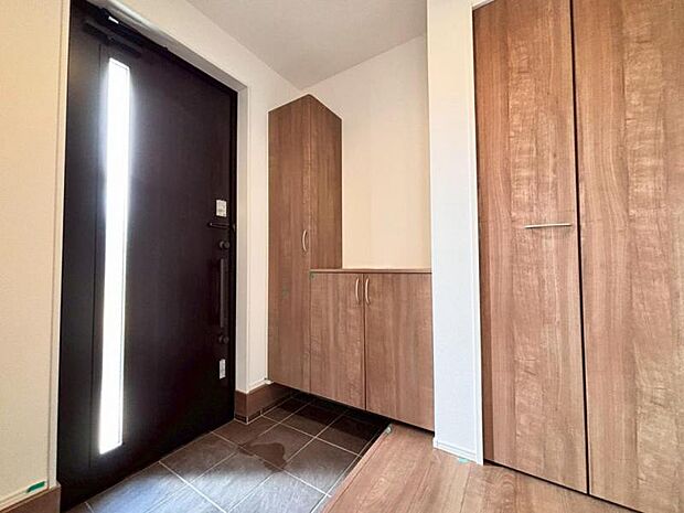 今後ご家族の「行ってきます」「ただいま」が行き交う空間になることでしょう。