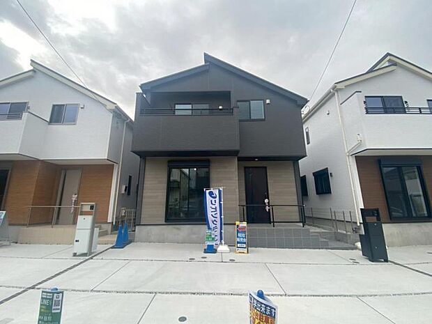 それぞれが思い描く理想の「ライフスタイル」や「ライフステージ」を実現するため、住む人がいつまでも心地良さを感じ続けられる多様な住空間を創造します。