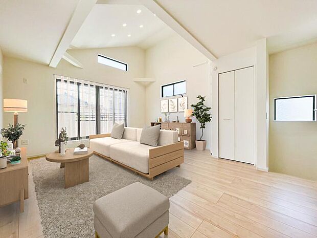 (配置してある家具はCGによるイメージです。)大きなソファを置いてゆったりとご生活頂けるリビング。家族が集まる場所だからこそゆったりとした空間を実現しています。