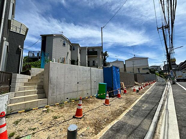 それぞれが思い描く理想の「ライフスタイル」や「ライフステージ」を実現するため、住む人がいつまでも心地良さを感じ続けられる多様な住空間を創造します。（2026年6月撮影）