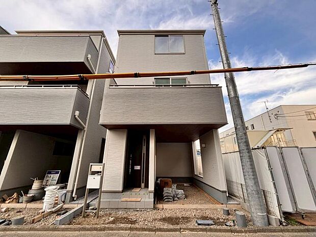 外観の美しさだけでなくそこに住まうご家族様の心地良さを最優先しています。（2025.10.10撮影）