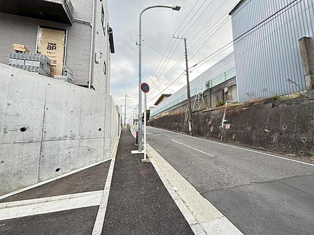 家と同じくらい周辺環境は大切なもの。図面だけでは分からない現地の雰囲気もご確認くださいませ。(2026年3月撮影)