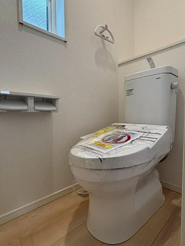 毎日使う場所だからこそ、使い勝手を考慮しました。白を基調に、飽きのこない空間は質感豊かな仕上がりとなっております。