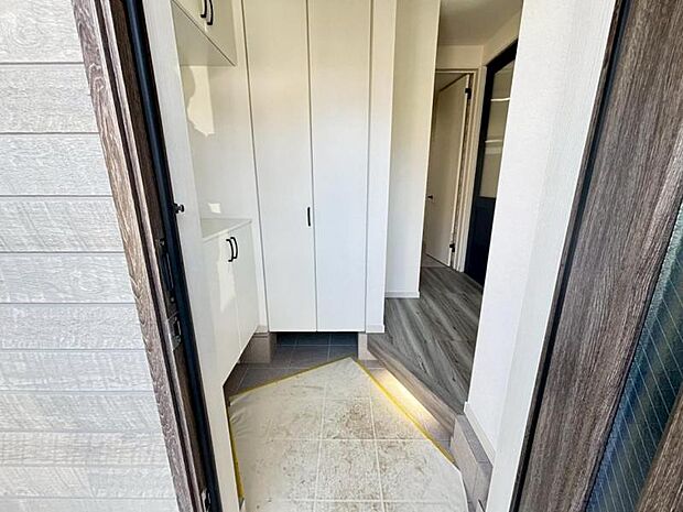 今後ご家族の「行ってきます」「ただいま」が行き交う空間になることでしょう。