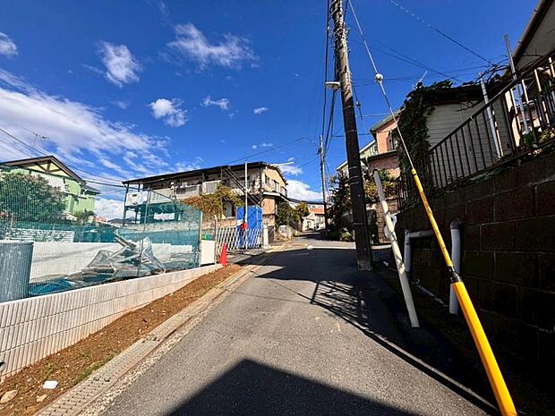 周辺環境や街並みなど、図面だけでは分からない現地の雰囲気もぜひご確認くださいませ。（2025.11.3撮影）