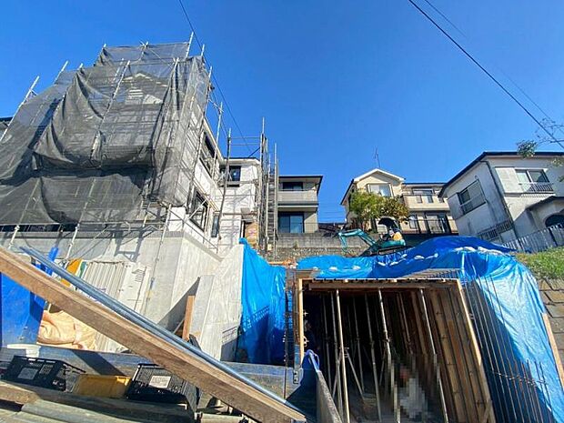 それぞれが思い描く理想の「ライフスタイル」や「ライフステージ」を実現するため、住む人がいつまでも心地良さを感じ続けられる多様な住空間を創造します。（2025.11.14撮影）