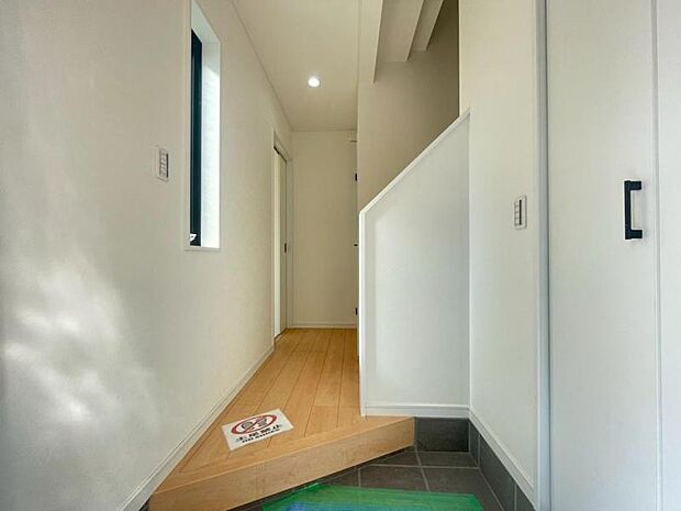 今後ご家族の「行ってきます」「ただいま」が行き交う空間になることでしょう。