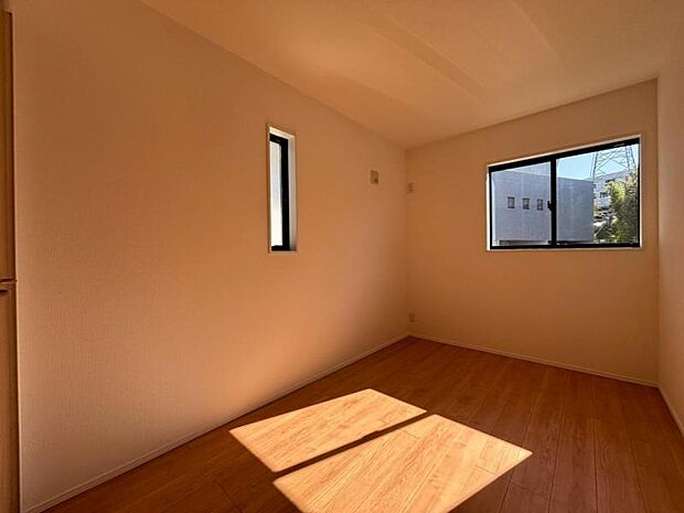 リビングで楽しく過ごした後はプライベートな時間を満喫できます。