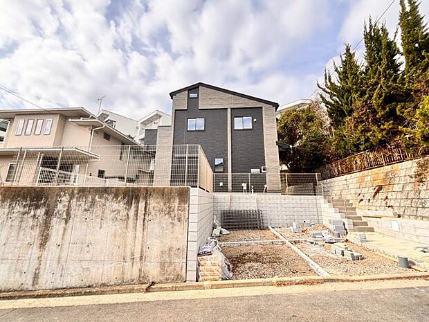 豊かな居住性とクオリティが見事に調和した住空間は住まうことの喜びを感じさせてくれます。（2026.1.20撮影）