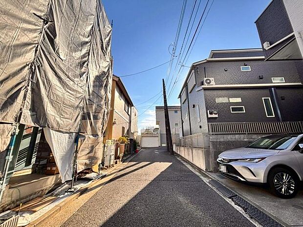 現地と同じくらい、周辺環境は大切です。図面だけでは分からない現地の雰囲気もご確認くださいませ。（2025.12.18撮影）