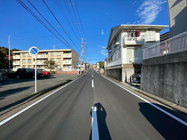 周辺環境や街並みなど、図面だけでは分からない現地の雰囲気もぜひご確認くださいませ。（2025.11.21撮影）