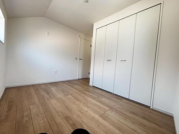 居室には収納スペースが豊富なため、シンプルですっきりとした暮らしが実現できます。（2025.8.31撮影）