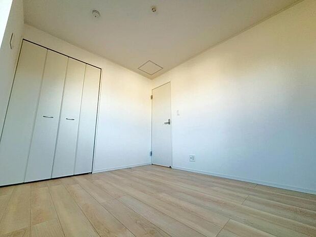 居室には収納スペースが豊富なため、シンプルですっきりとした暮らしが実現できます。