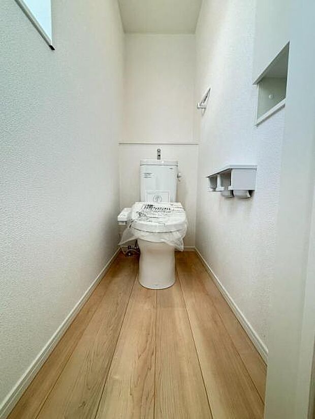 2階にもトイレを設置。朝の身支度をする際の混雑緩和などに有効にお使いいただけます。