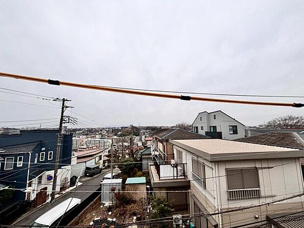 心を落ち着かせ開放してくれる眺望が、今日も家族を包み込みます。