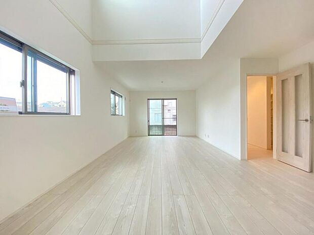 時代が経っても変わらない居住性の高さと、いつまでも色褪せず住む毎に親しみ深くなるデザイン。