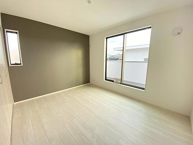 高級感を演出する内装。くつろぎのスペースにも、癒しのスペースにもなる心休まる空間です。